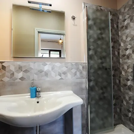 Victoria 2* Cagliari